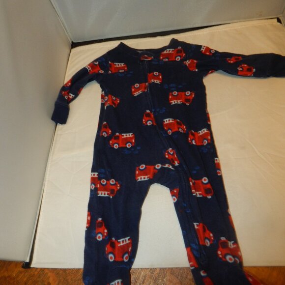 Carter's set of 2 fire truck footies 6 months - Picture 4 of 6